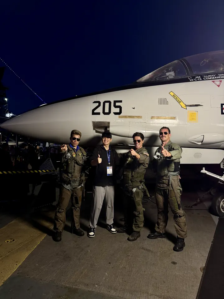 San Diego: Airshow crew